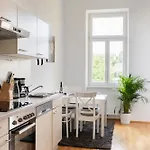 City-apartments - Friendly Reception & Free Bikes Apartment *