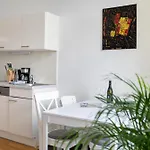 Apartment City-apartments - Friendly Reception & Free Bikes *